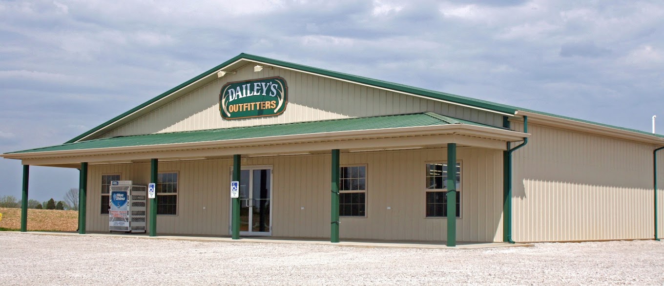 steel-frame-retail-commercial-building-daileys-outfitters